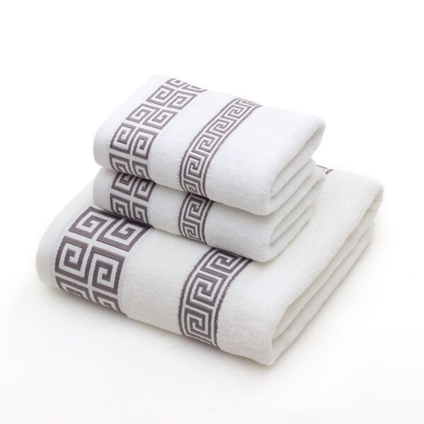 Towels Gift Box Three-piece Set - Image 2