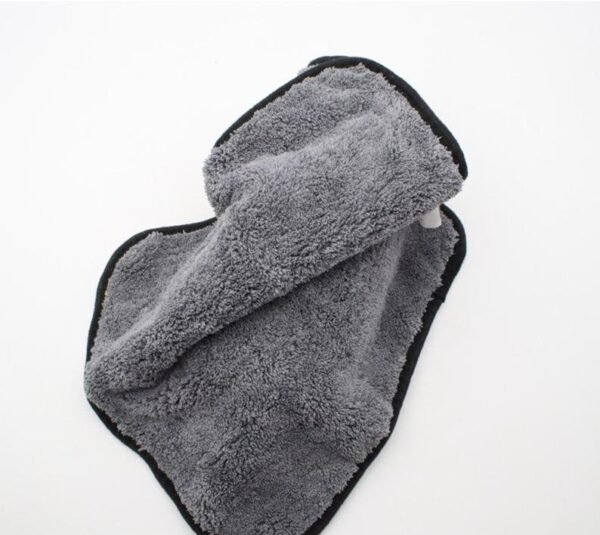 Microfiber Wash Towel For Car - Image 4